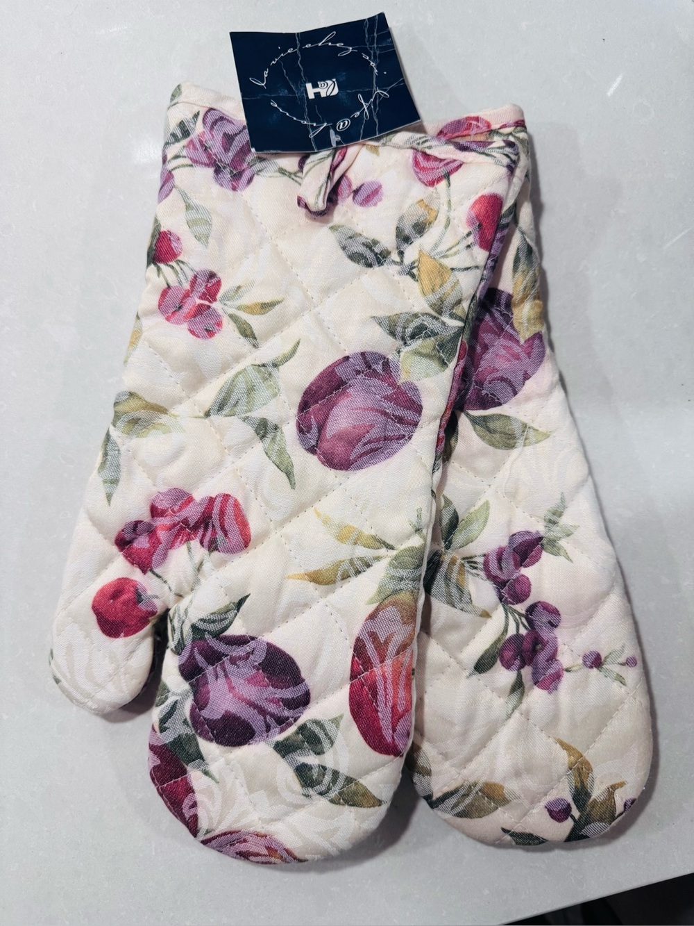 Brand new country style oven mitts